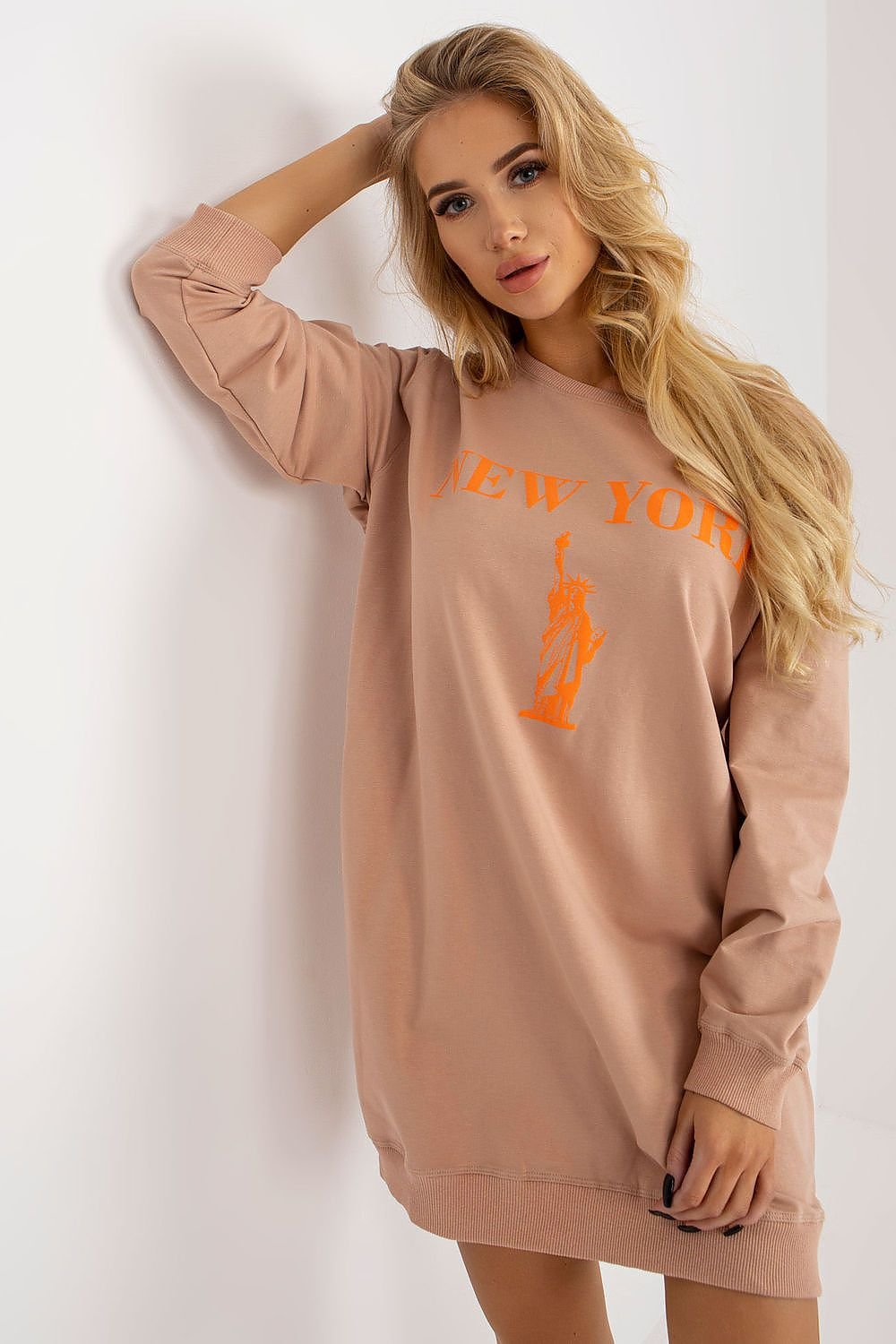 Sweatshirt model 206009
